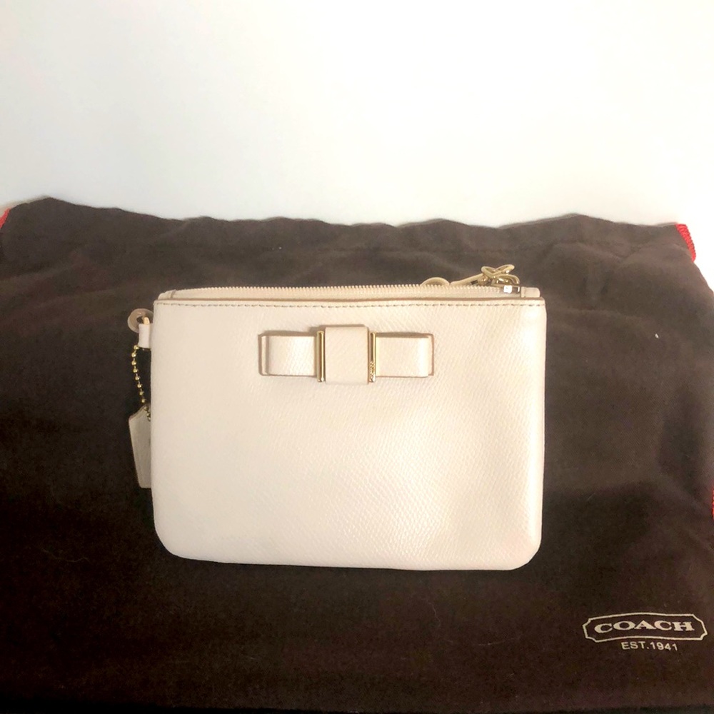 Offwhite Coach Wristlet